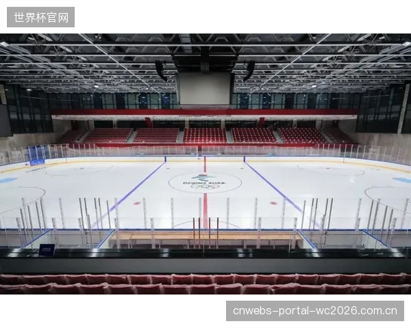 华熙LIVE·五棵松的伸缩看台钢桁架支撑系统完成升级，以匹配其高强度的商业演出日程